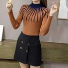 Long-sleeve Two-tone Mock-neck Knit Top