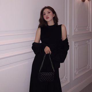 V-neck Cropped Knit Top / Sleeveless Knit Dress