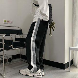 Button-side Straight Leg Sweatpants