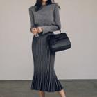 Set: Long-sleeve Knit Top + Knit Pencil Skirt
