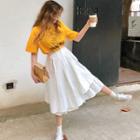 Rose Print Short-sleeve T-shirt / Asymmetrical A-line Skirt
