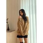 Mock-neck Cutaway-shoulder Sweater