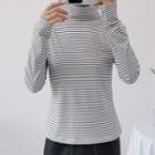 Pinstriped Long-sleeve Turtle-neck T-shirt
