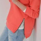 Drop-shoulder Zip-side Sweatshirt