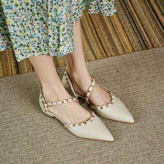 Pointy-toe Studded Sandals