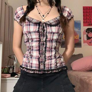 Short-sleeve V-neck Ruffled-trim Plaid Crop Top
