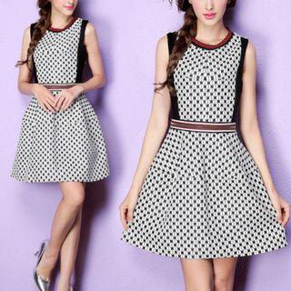 Sleeveless Patterned A-line Mini Dress