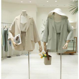 Single Breasted Blazer / Camisole Top / Shorts