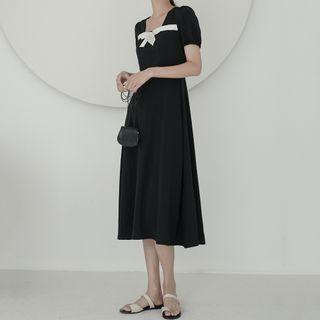 Ribbon Puff-sleeve Midi A-line Dress