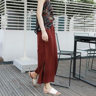 Wide-leg Buttoned Pants