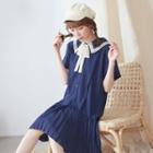 Short-sleeve Midi Pleated Dress Blue - One Size