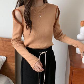 Round-neck Two Tone Cutout Knit Top