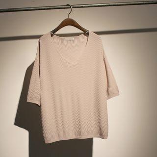 Plain 3/4 Sleeve Knitted Top