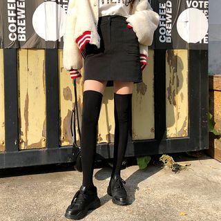Pocket-detail Brush Fleece-lined Miniskirt