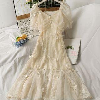 Butterfly-accent Mesh-panel Lace Midi Dress