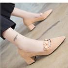 Flower Pointed Pumps
