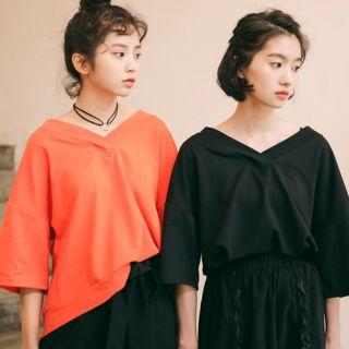 Tie-back V-neck Elbow-sleeve T-shirt