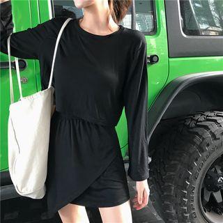 Set: Long-sleeve Crop T-shirt + Asymmetrical A-line Skirt