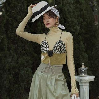 Lettuce Edge Mock-neck Long-sleeve Top