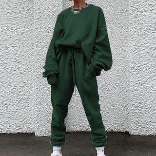 Set: Plain Sweatshirt + Straight-leg Sweatpants