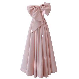 Sleeveless Bow Front A-line Evening Gown