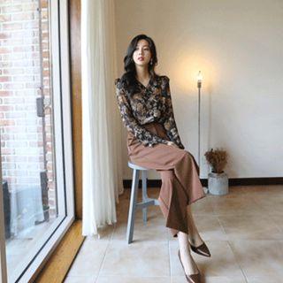 Ruffle-trim Floral Print Blouse