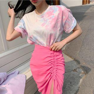 Tie Dye Short-sleeve T-shirt / Midi Pencil Skirt