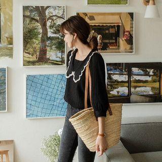 Contrast-trim Scallop-collar Blouse