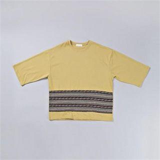 Elbow-sleeve Pattern-panel T-shirt