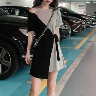 Letter Embroidered Cold-shoulder T-shirt Dress