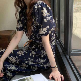 Short-sleeve Floral Print Midi A-line Dress Navy Blue - One Size