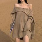 Off-shoulder Neck Knit Dress
