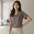 U-neck Colored Silky T-shirt