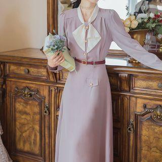 Set: Tie Neck Blouse + A-line Skirt + Belt
