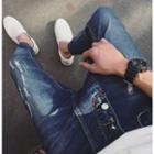 Distressed Cropped Slim Fit Jeans