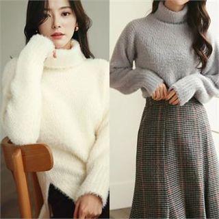 Tall Size Turtle-neck Furry Knit Top