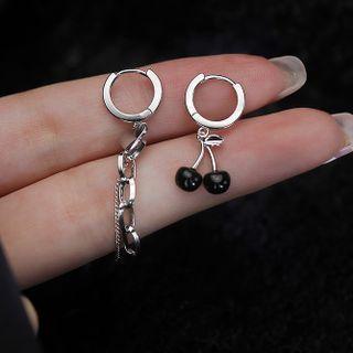 Asymmetrical Cherry Chain Drop Earring 1 Pair - Silver & Black - One Size