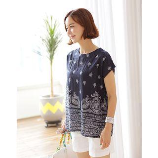 Cap-sleeve Patterned Top