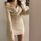 Long-sleeve V-neck Plain Shaping Knit Dress
