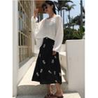 Set: Plain Long Sleeve Knit T-shirt + Floral Print Midi Skirt