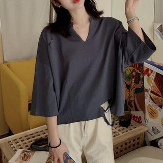 Split-neck Distressed 3/4-sleeve T-shirt