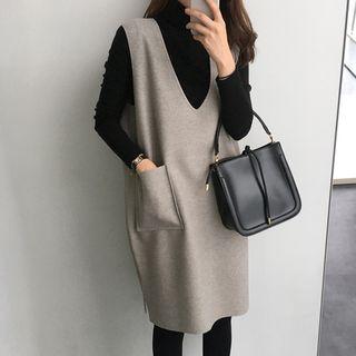 Set: Turtleneck Knit Top + V-neck Long Knit Vest