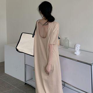 Short-sleeve Plain Open-back Dress