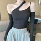Asymmetric Cold-shoulder Cropped Top