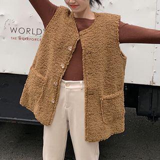Faux Shearling Vest / Cropped Straight-fit Pants