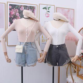 Button-down V-neck Light Knit Top