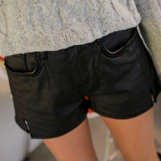 Slit-side Coated Shorts