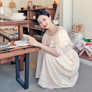 Off-shoulder Ruffled Long Dress