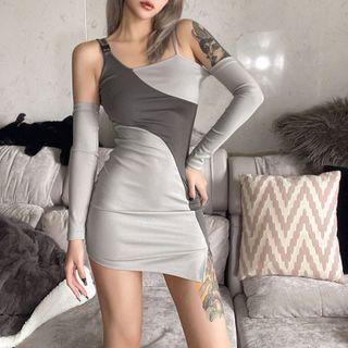Off-shoulder Colorblock Sheath Dress