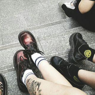 Square-toe Platform Lace-up Shoes